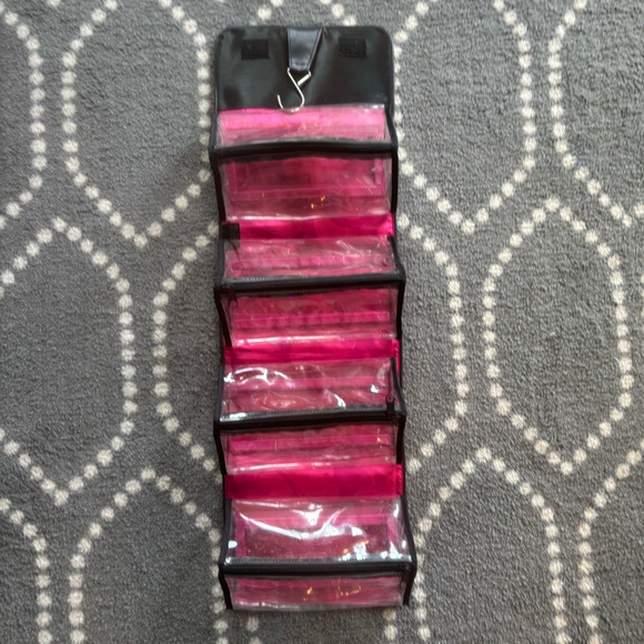 Mary Kay - Travel Roll-Up Cosmetic Bag - Picture 2 of 10